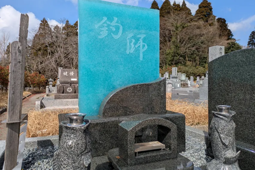 ガラス墓石